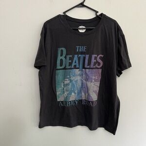 Beatles Abbey Road T Shirt Women's XL 2022 Apple Corps Ltd A Beatles TM Product